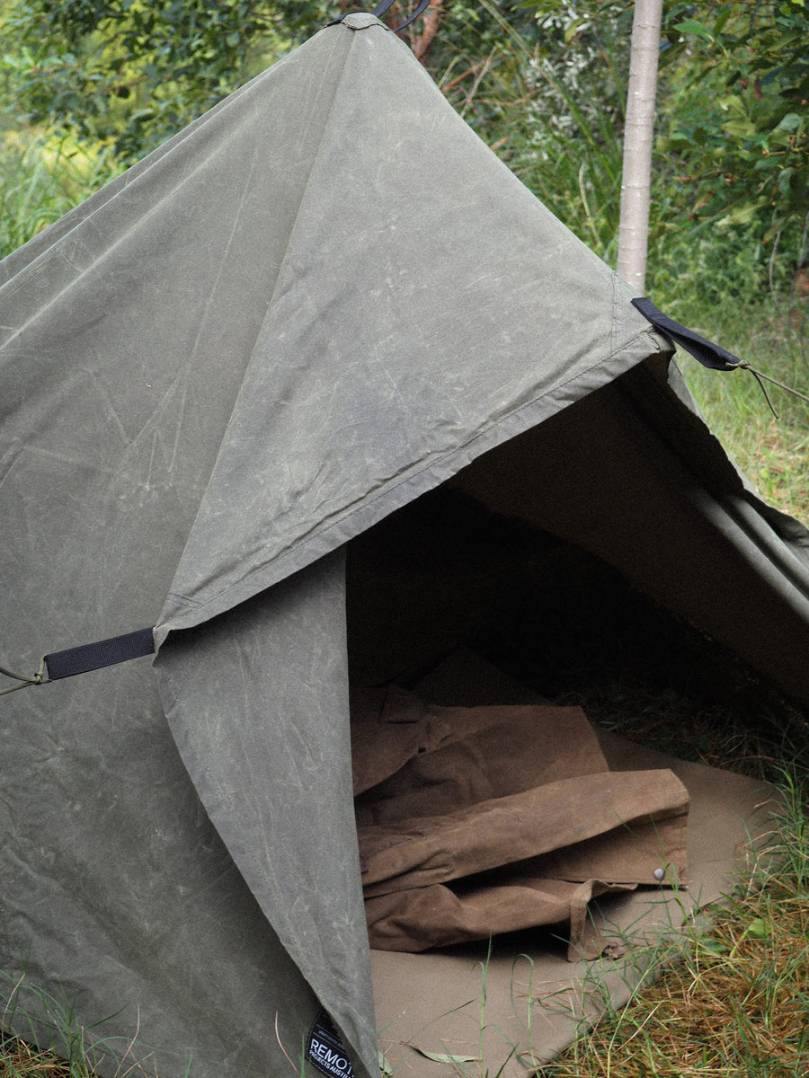 OILSKIN TARP SHELTER 2.5M X 2.5M